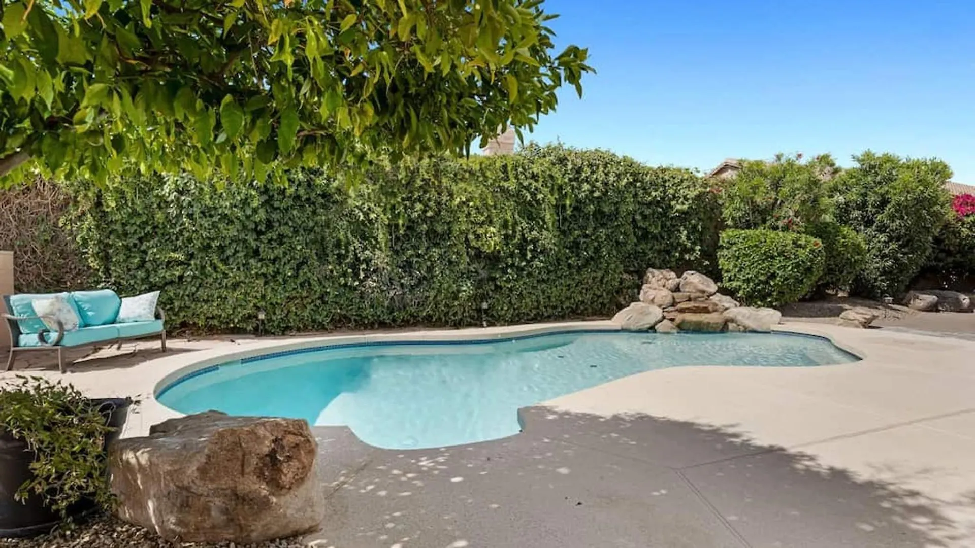 Amazing Home In Great Location Wbackyard Oasis Scottsdale Nyaraló