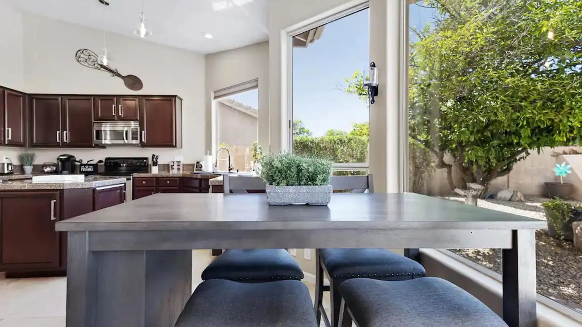 Nyaraló Amazing Home In Great Location Wbackyard Oasis Scottsdale